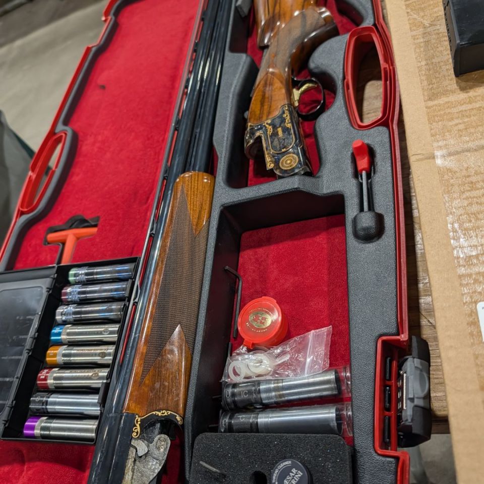 Image 1 - Caesar Guerini Invictus 2