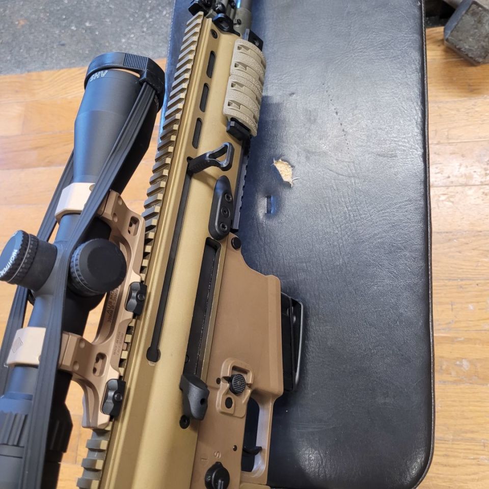 Image 3 - FDE Scar 17s with Upgrades