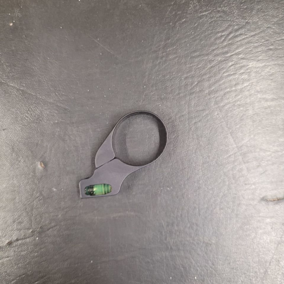 Image 2 - Vortex Pro Lo Bubble Level