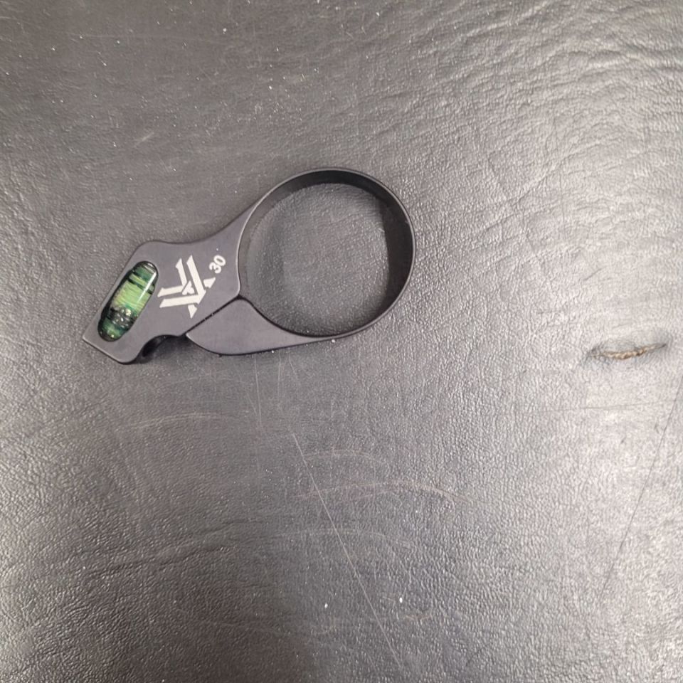 Image 1 - Vortex Pro Lo Bubble Level