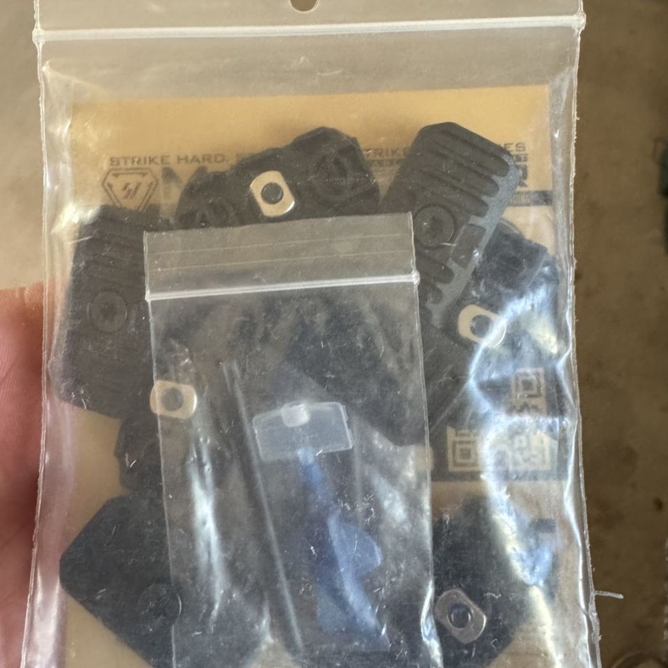 Image 2 - Cable management 