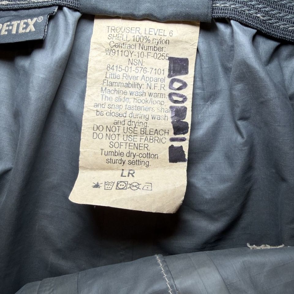 Image 3 - L/R Patagonia L6 Pants AOR1 