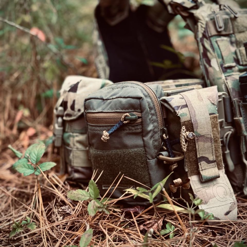 Image 2 - GOM Designs Vertical GP Small