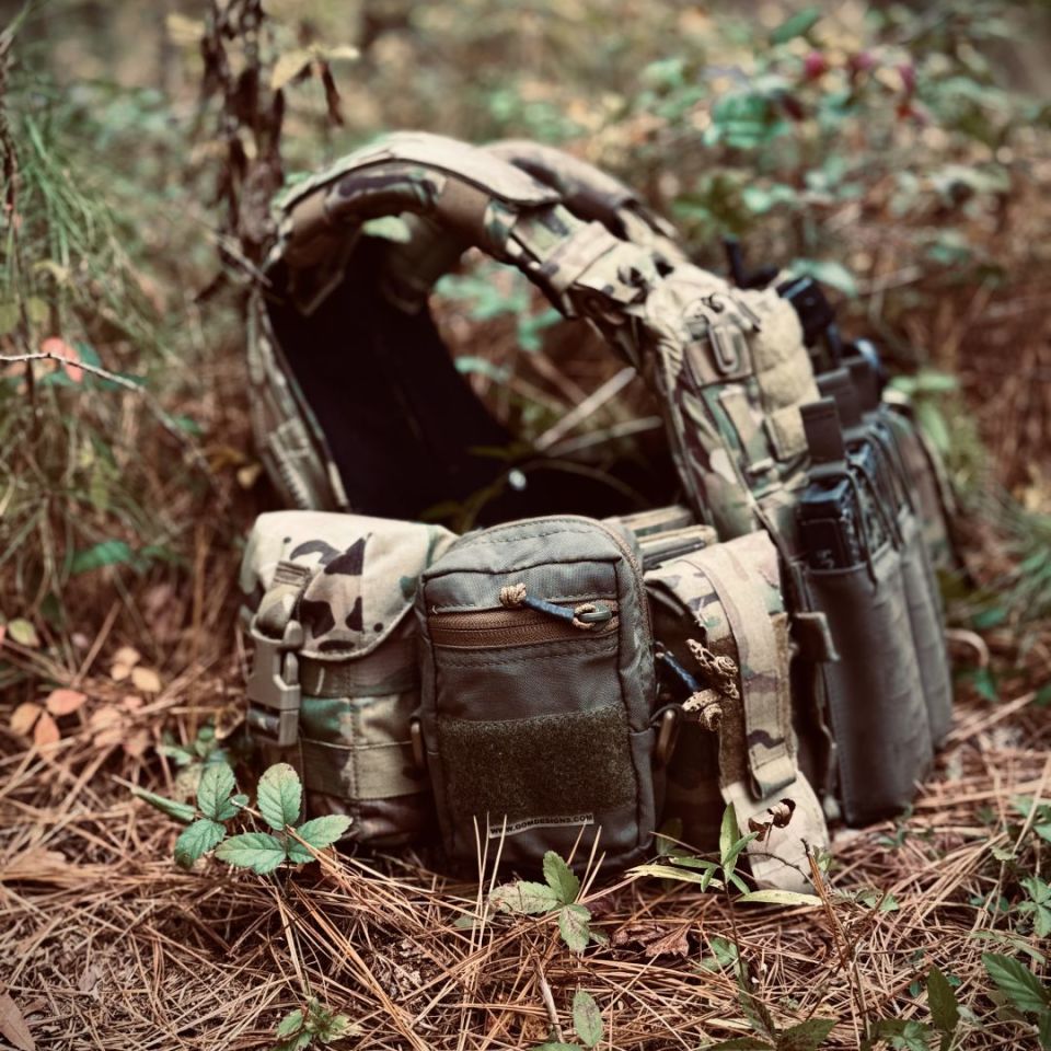 Image 3 - GOM Designs Vertical GP Small