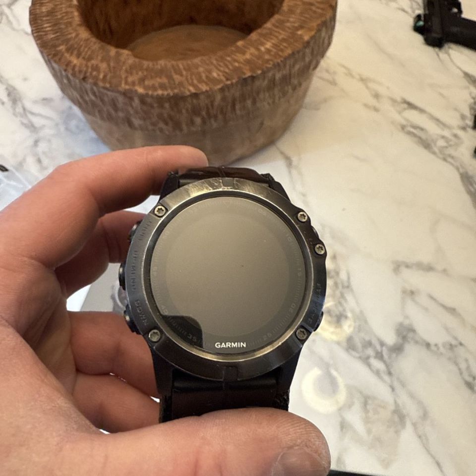 Image 2 - Garmin Fenix 5x