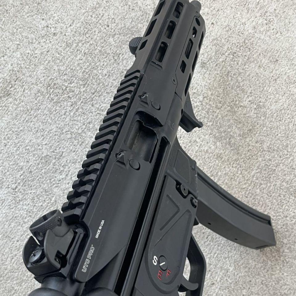 Image 4 - MAC5 + UTG Pro furniture