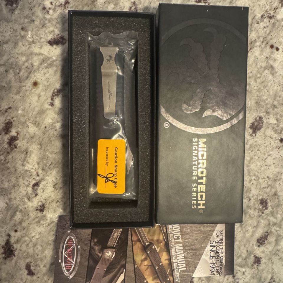 Image 3 - Microtech 142-13APCFS Combat 