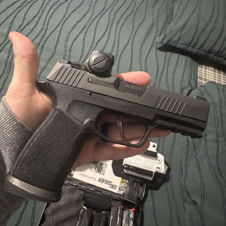 Image 4 - P365 X Macro w/ Romeo X Compac