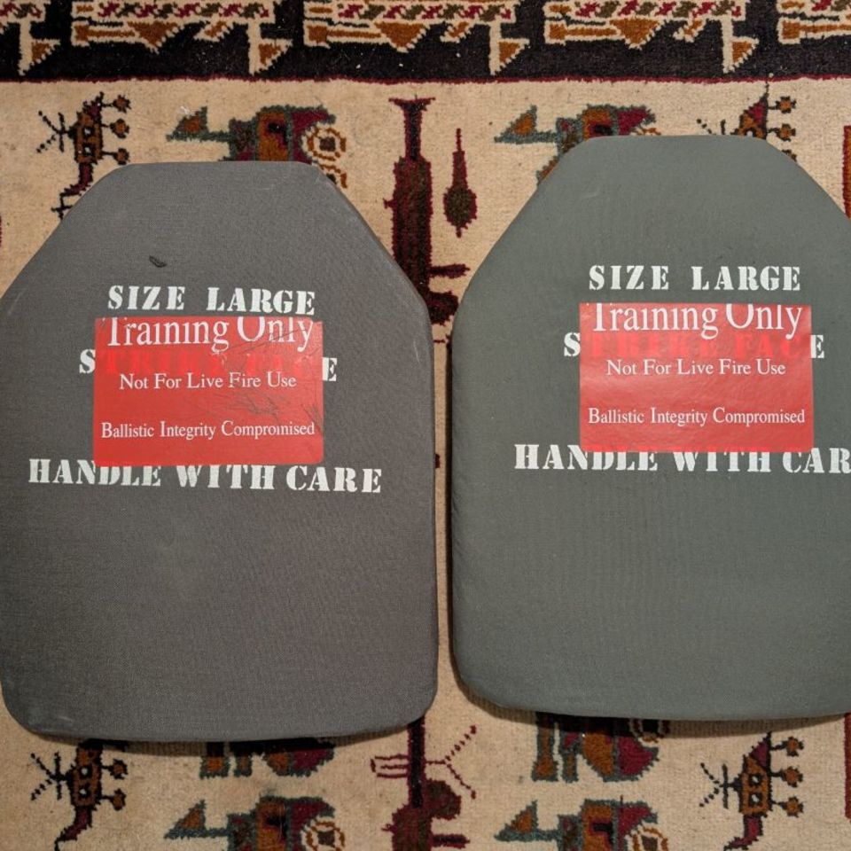 Image 2 - 2007 ESAPIs Size L