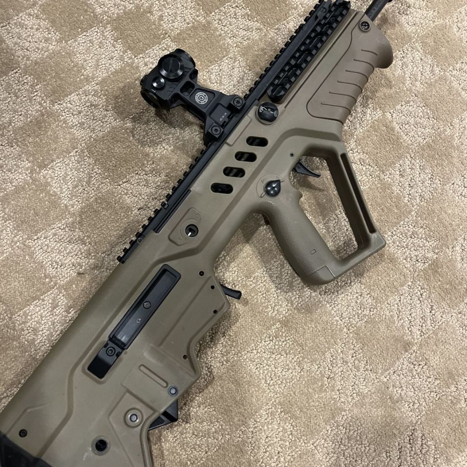 Image 1 - IWI Tavor SAR