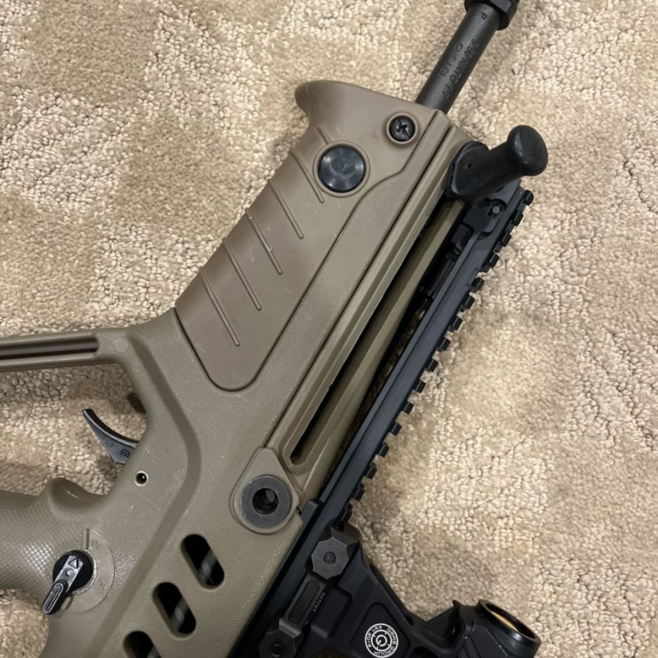 Image 2 - IWI Tavor SAR