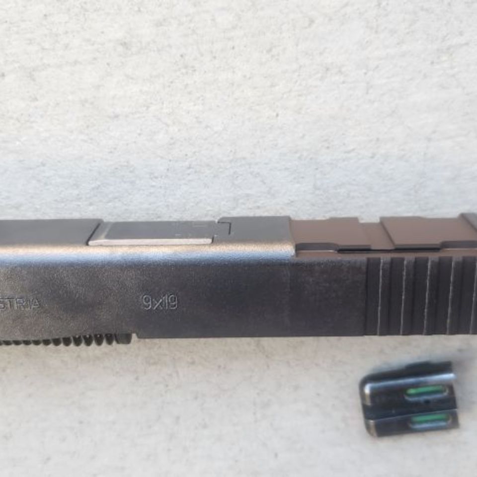 Image 2 - Glock 19.3 OEM slide