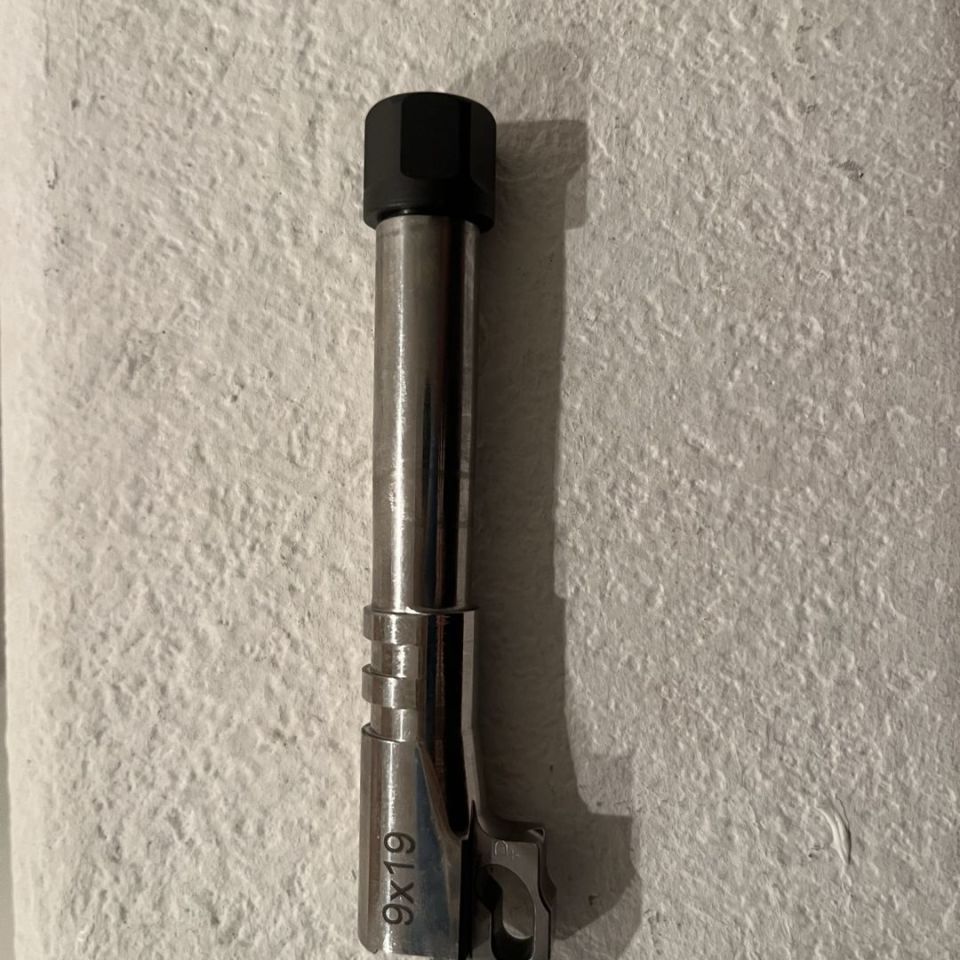 Image 1 - Sar b6 compact threaded barrel