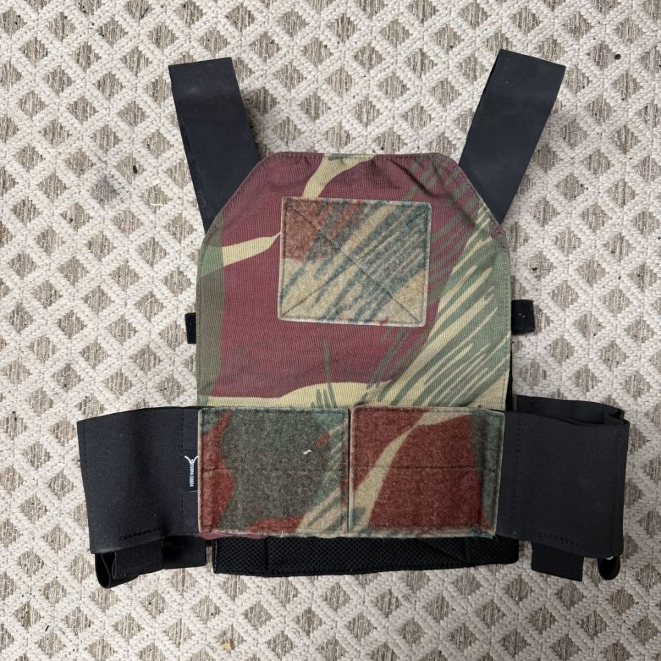 Image 2 - Perroz Designs x Qilo LPSPC