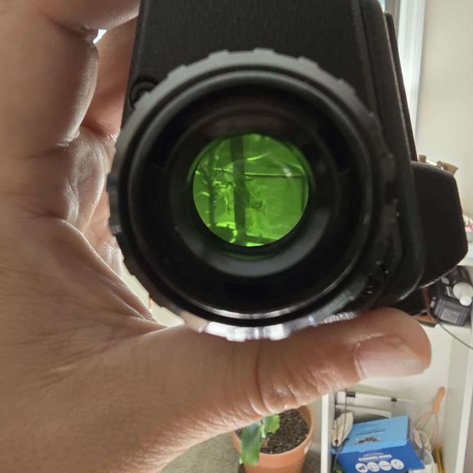 Image 1 - Lomo elf 1 night vision device