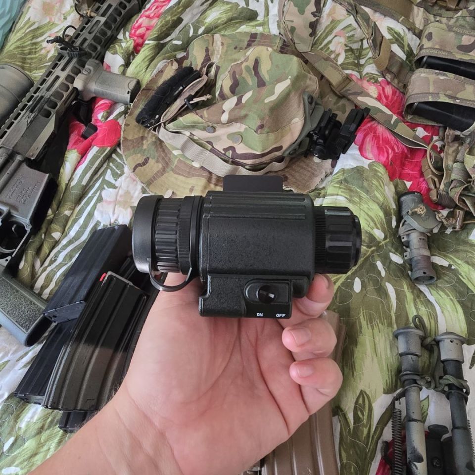 Image 3 - Lomo elf 1 night vision device