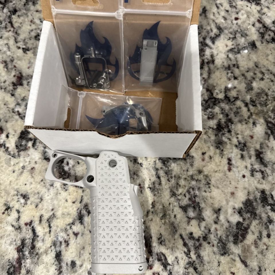 Image 4 - ATLAS GUNWORKS CONVERSION GRIP