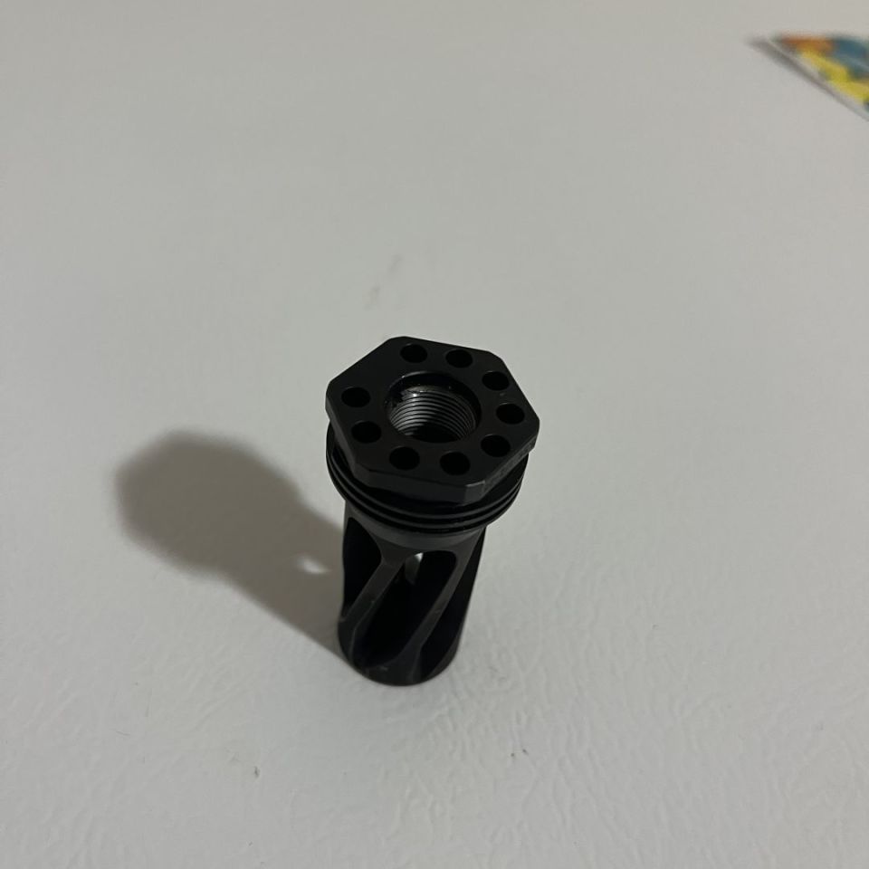 Image 2 - HUXWRX FLASH HIDER 556
