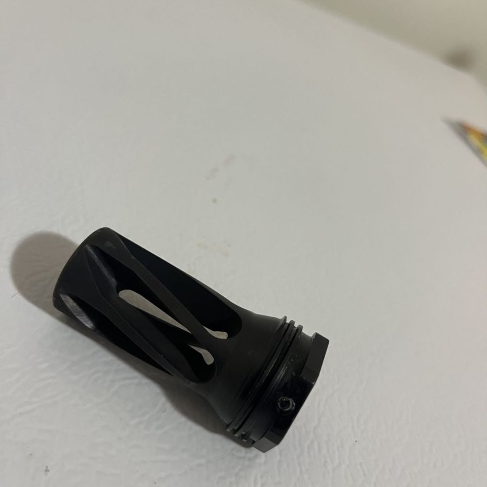 Image 3 - HUXWRX FLASH HIDER 556