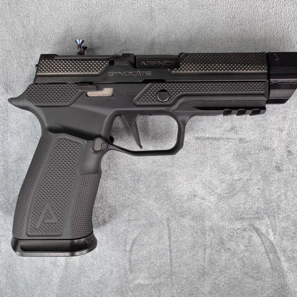 Image 2 - P320 Syndicate S2 Comp Icarus