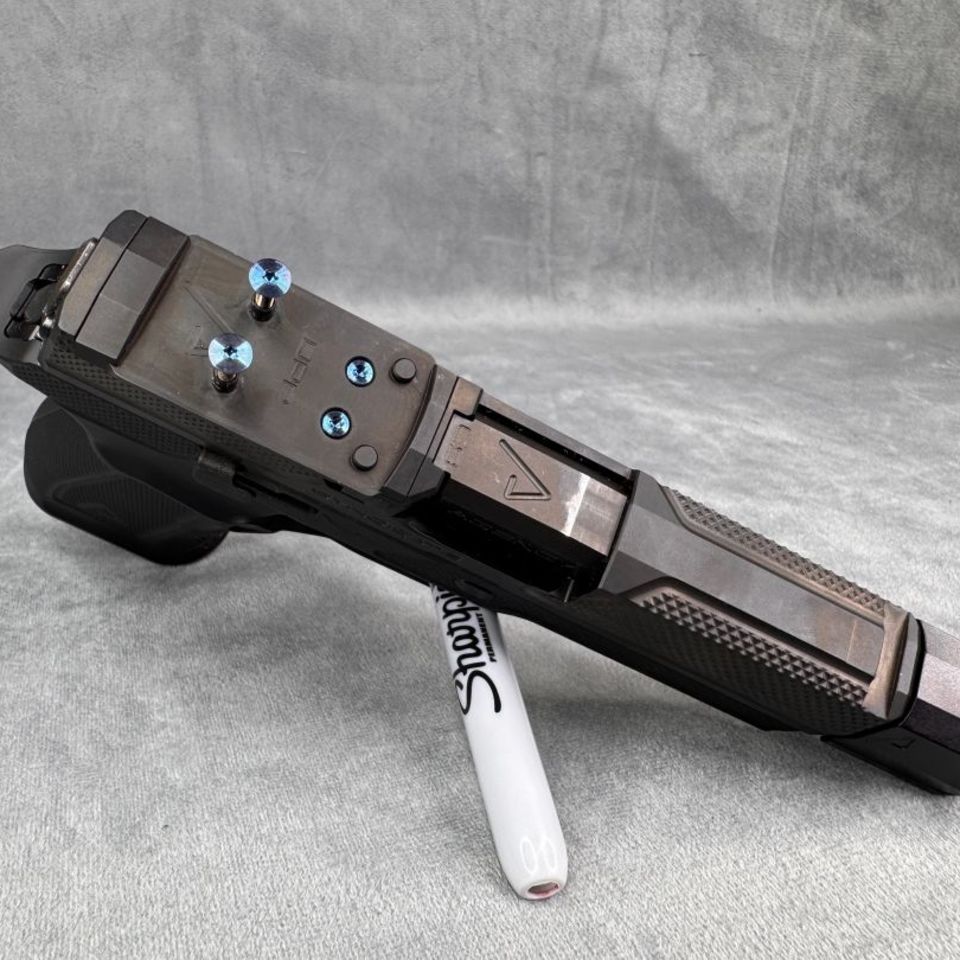 Image 4 - P320 Syndicate S2 Comp Icarus