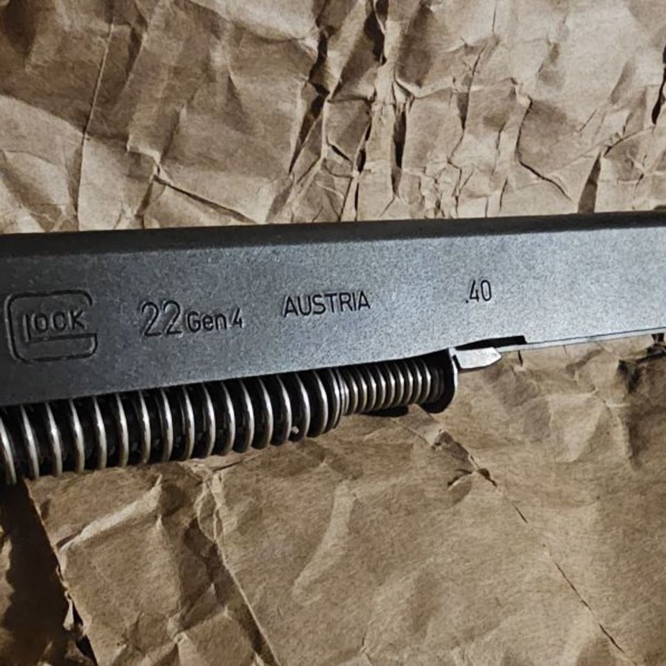 Image 1 - Glock 22 Gen4 complete slide