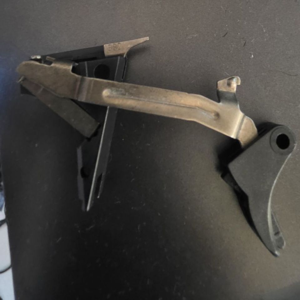 Image 1 - Glock oem trigger assembly