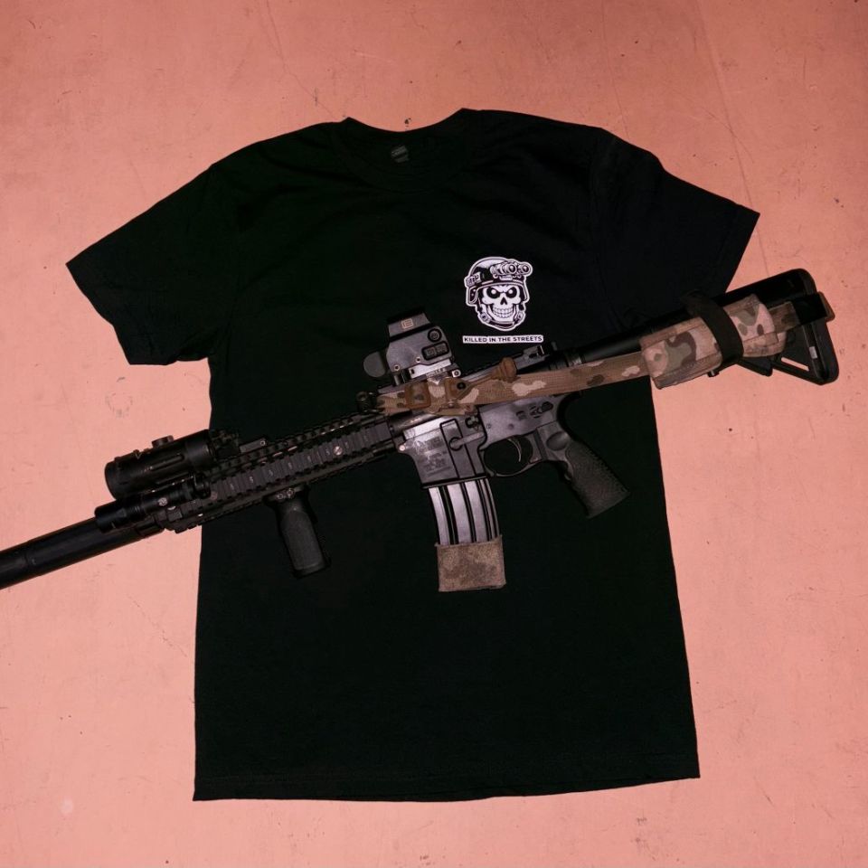 Image 4 - KITS APPAREL 