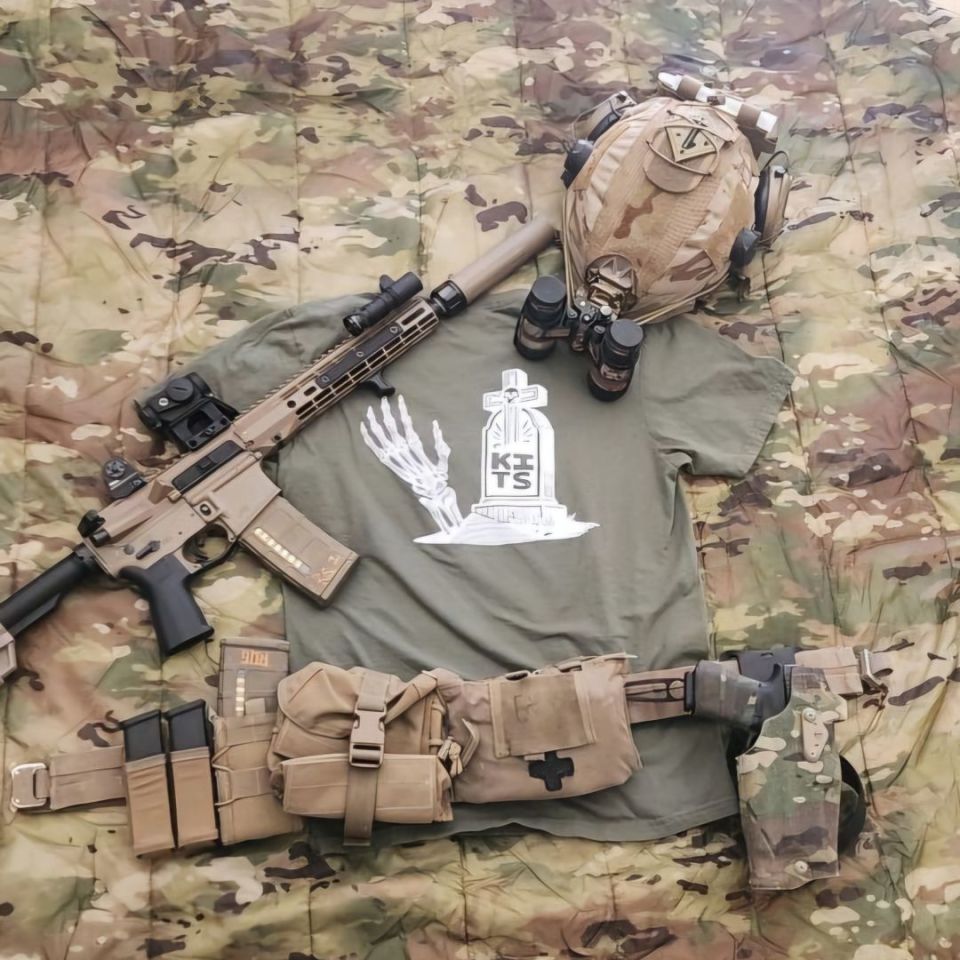 Image 1 - KITS APPAREL 