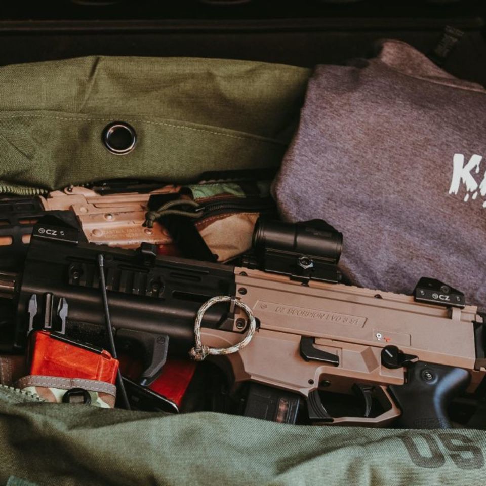 Image 2 - KITS APPAREL 