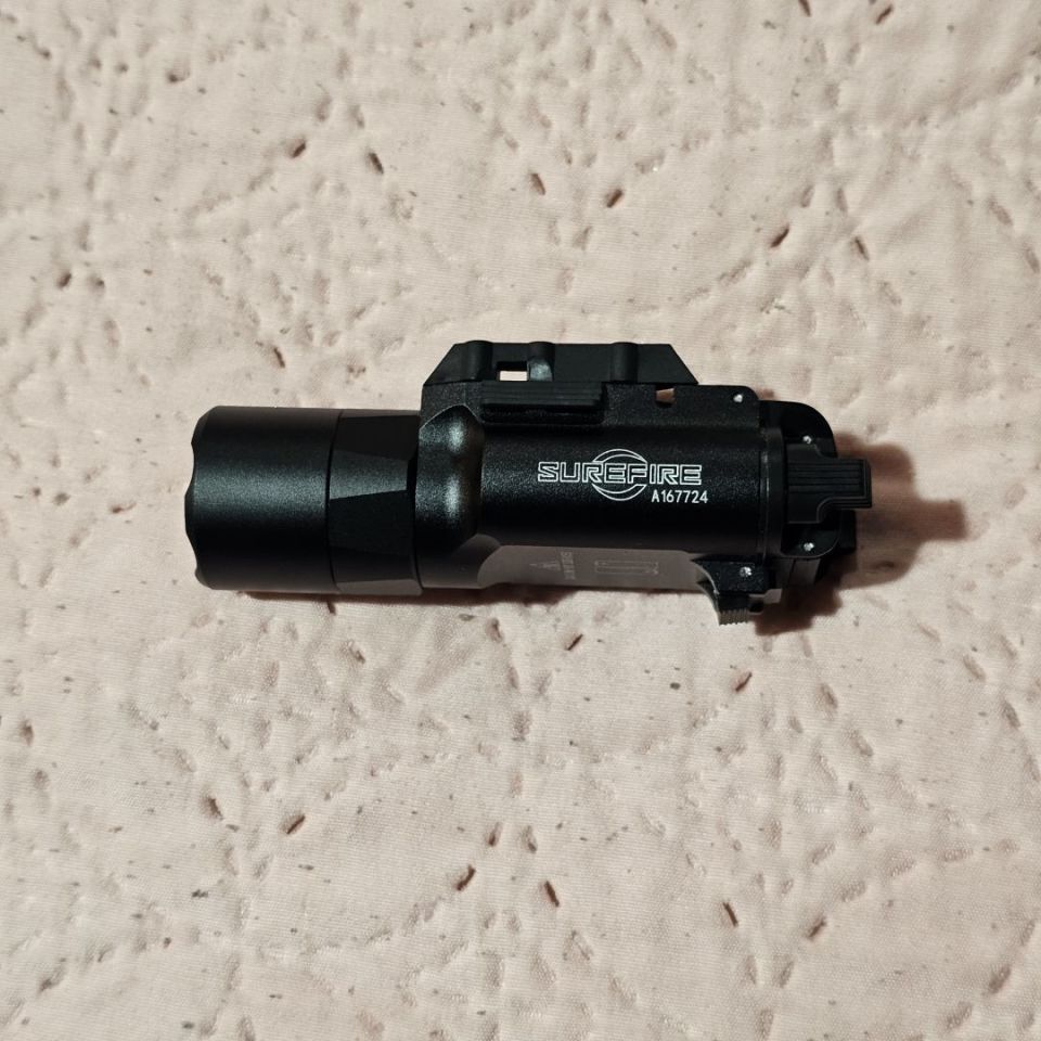 Image 3 - Surefire ultra X300u-a