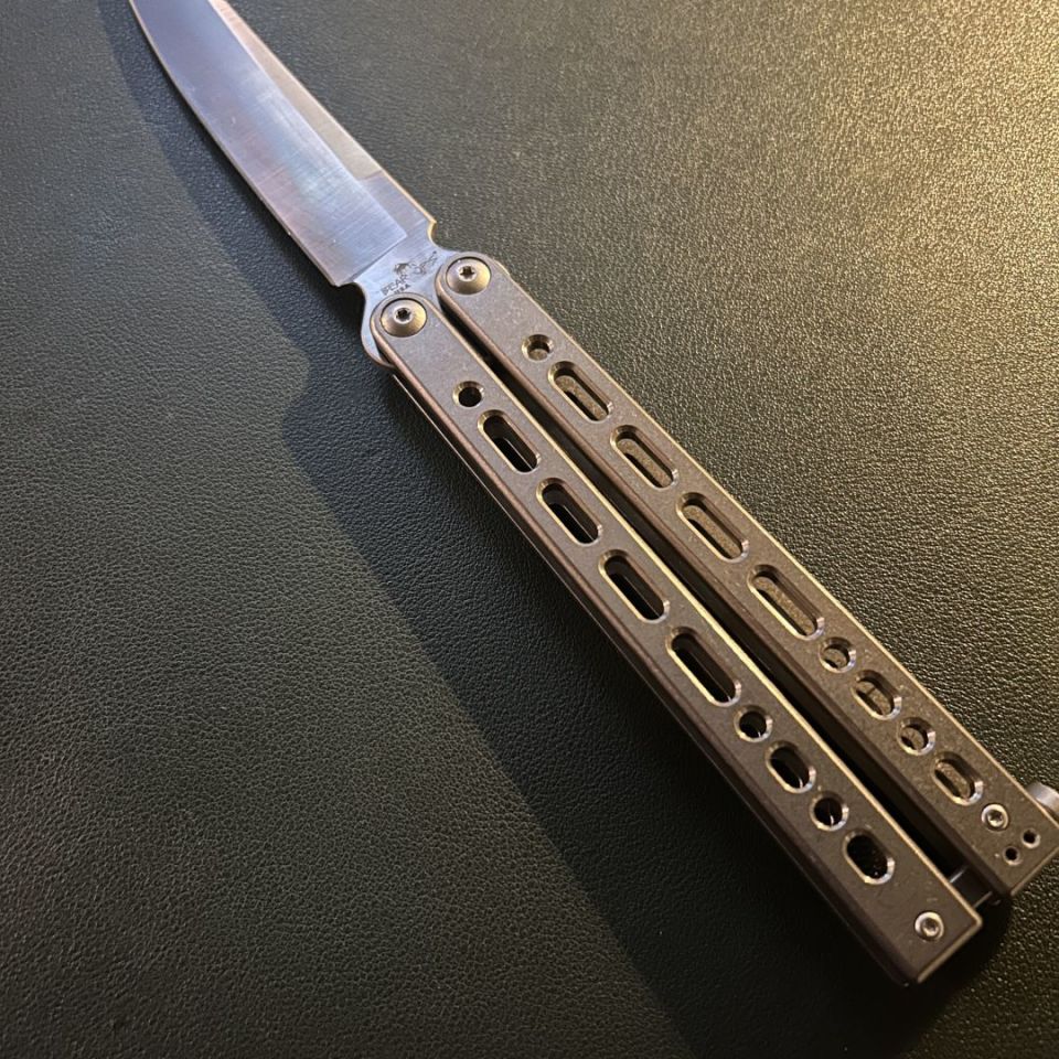 Image 2 - Beat ope USA butterfly knife 