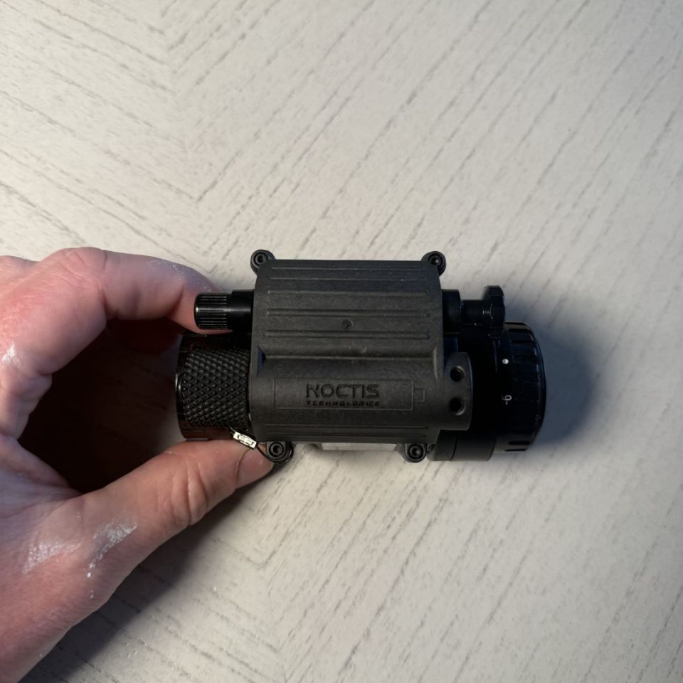 Image 2 - TNVC White phos PVS14