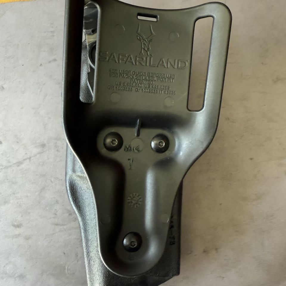 Image 3 - Safariland 6865-73 Ber 92