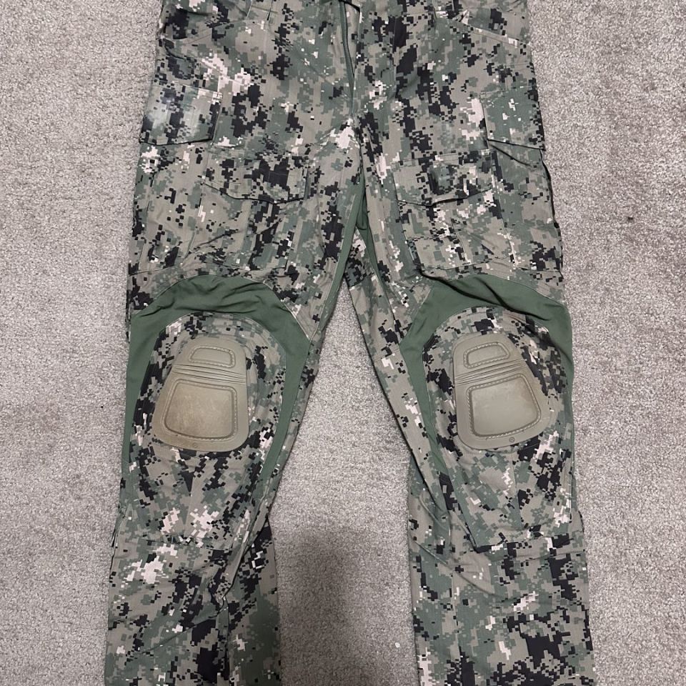 Image 1 - Crye Dryfire AOR2 pants