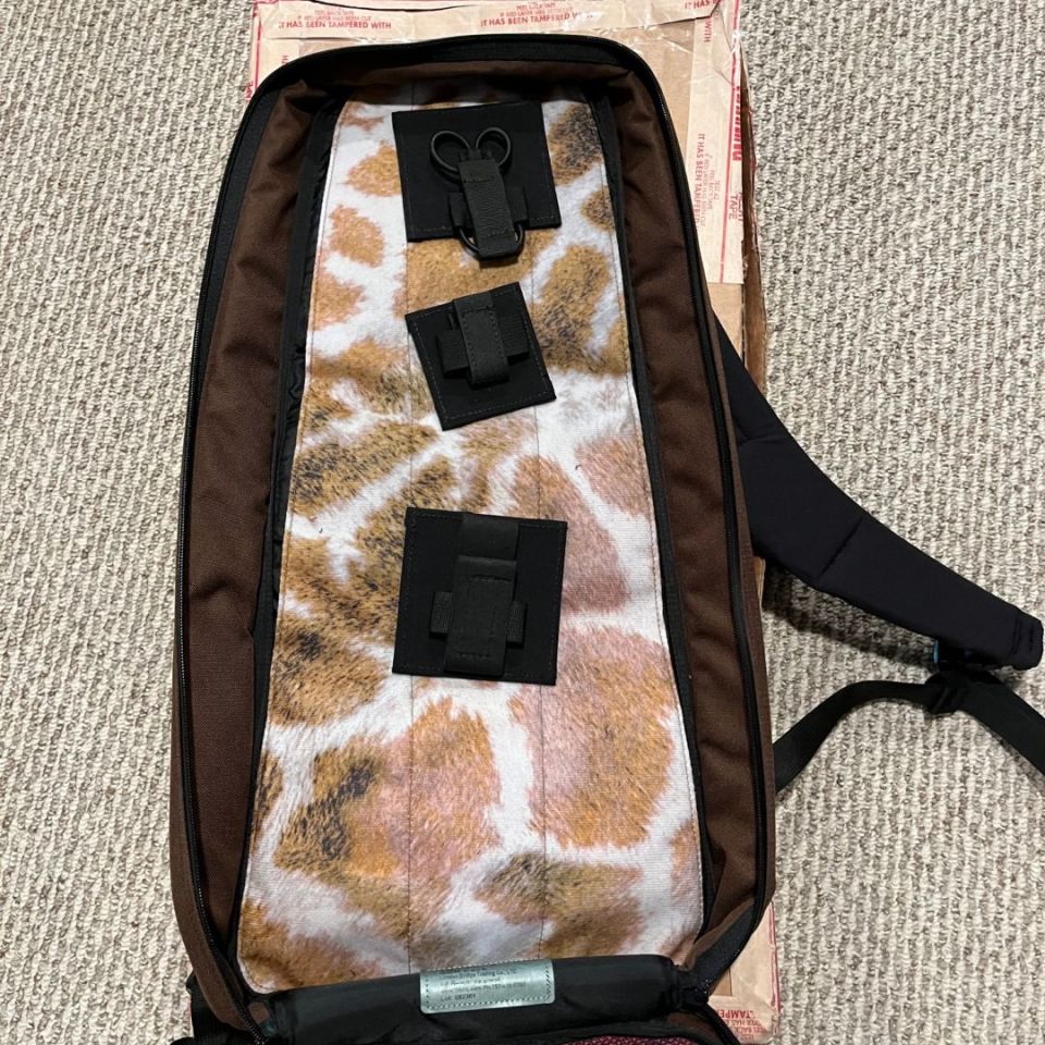 Image 3 - Q WRMFZY LBT Giraffe SBR Pack