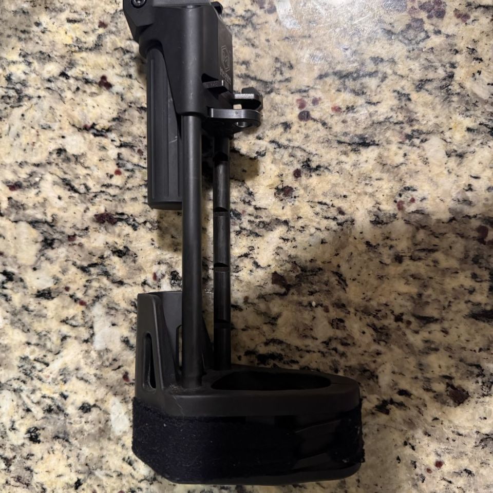 Image 2 - Maxim defense 1913 brace 