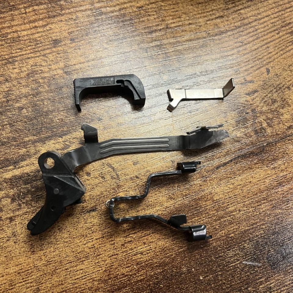 Image 3 - Glock OEM Gen 5 parts