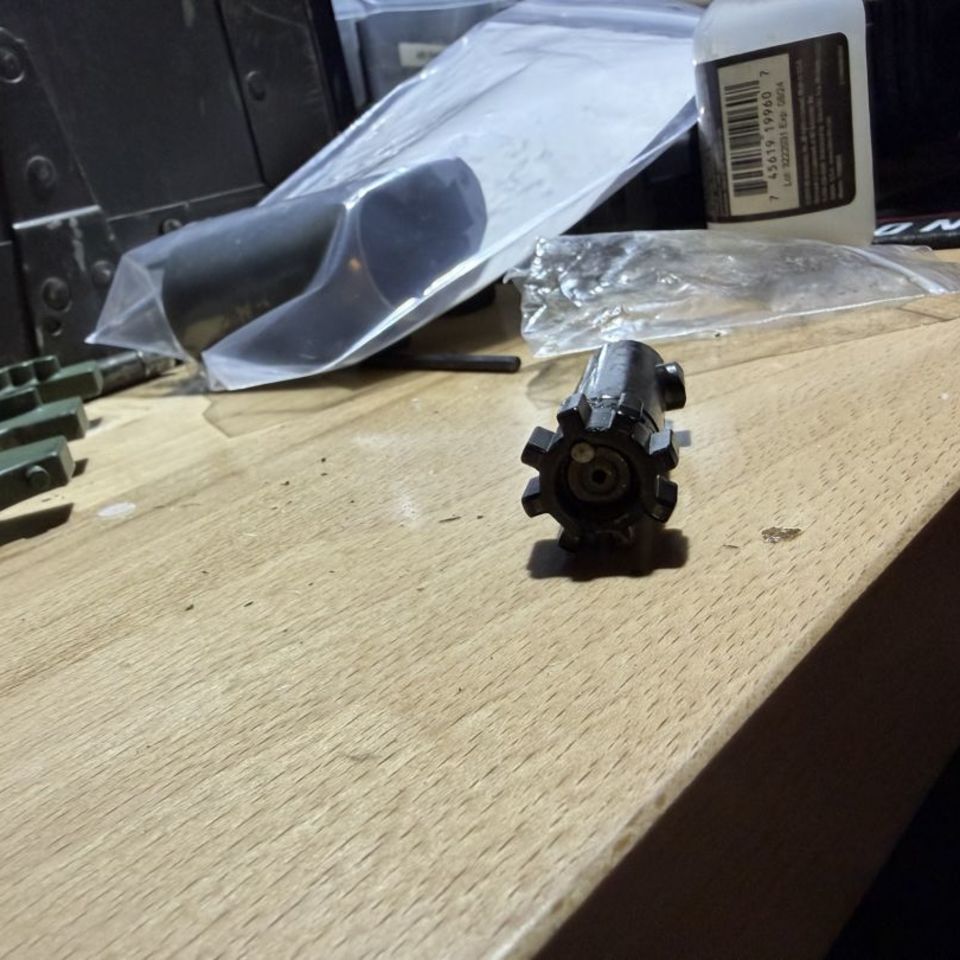 Image 2 - Left Hand AUG bolt