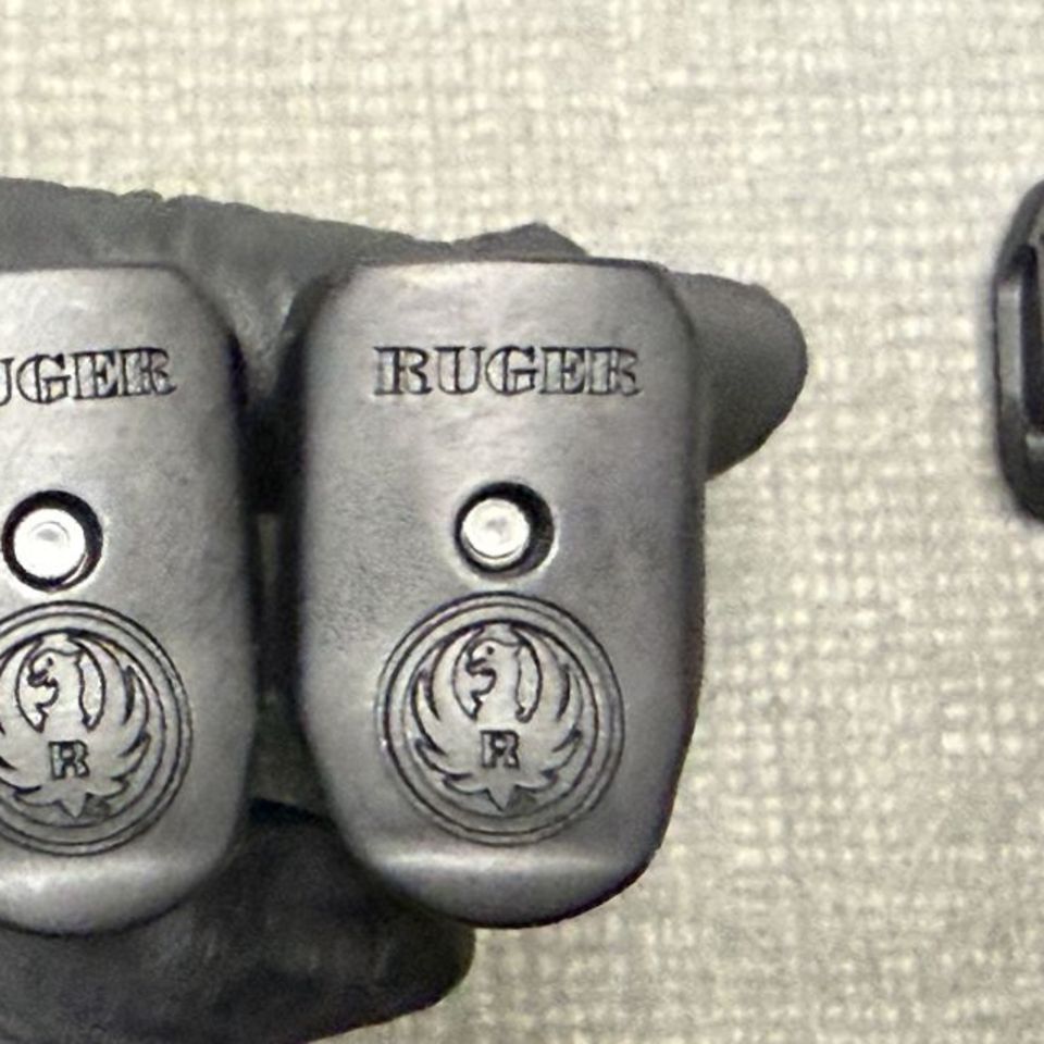 Image 2 - 2x Ruger SR22 10 Round Mags