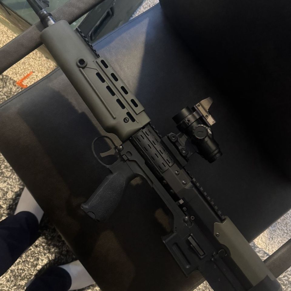 Image 2 - (PENDING TRADE) AKB-23 L85 