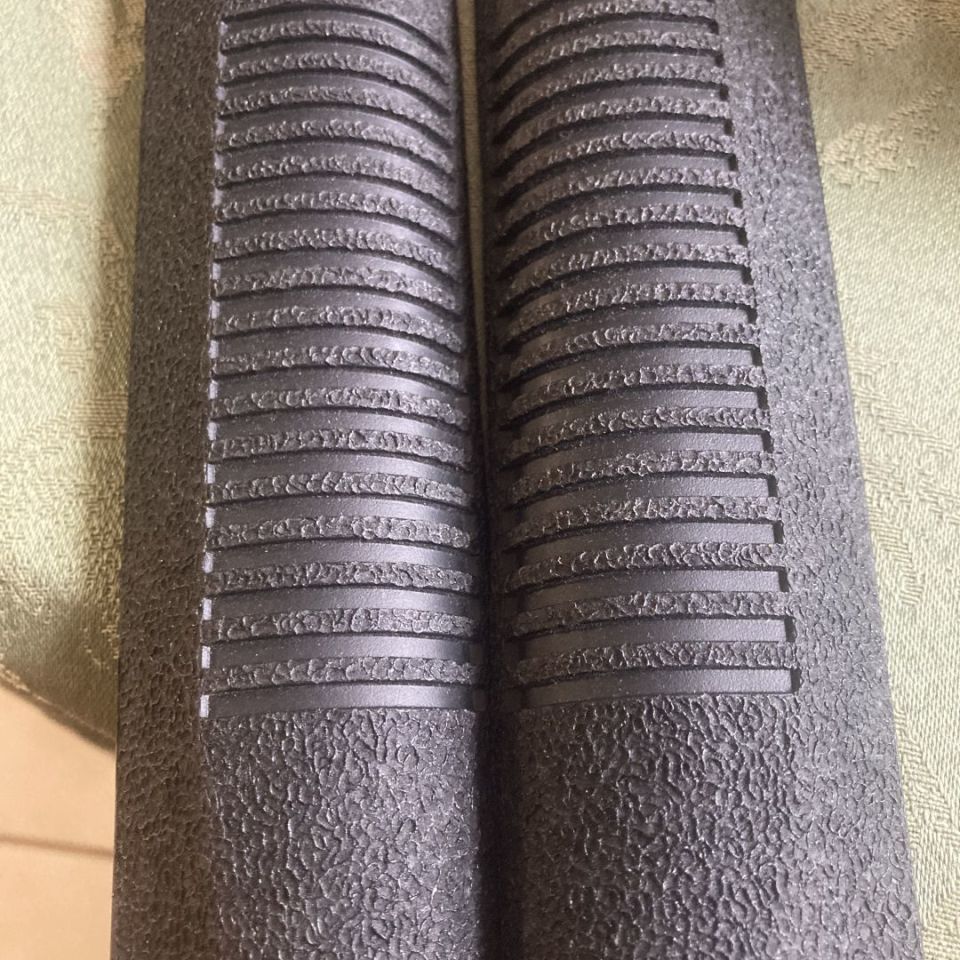 Image 5 - Benelli M4 handguards stippled