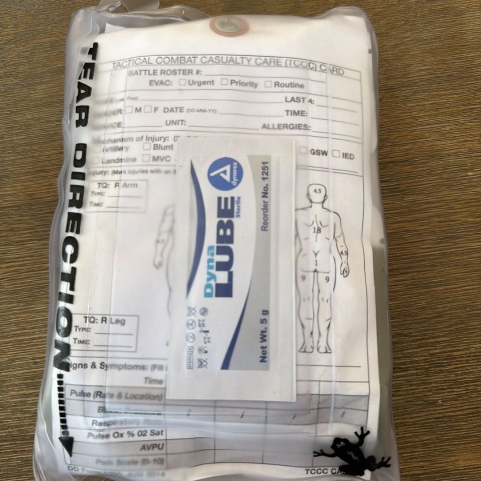 Image 2 - Phokus research med kit