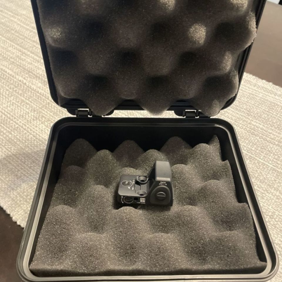 Image 1 - 2 Brand New RMRs 3.25 MOA