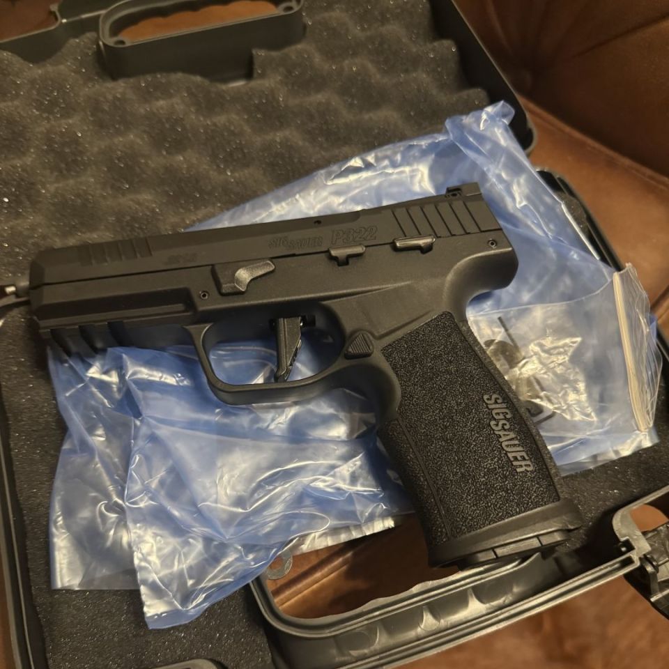 Image 2 - New Sig P322