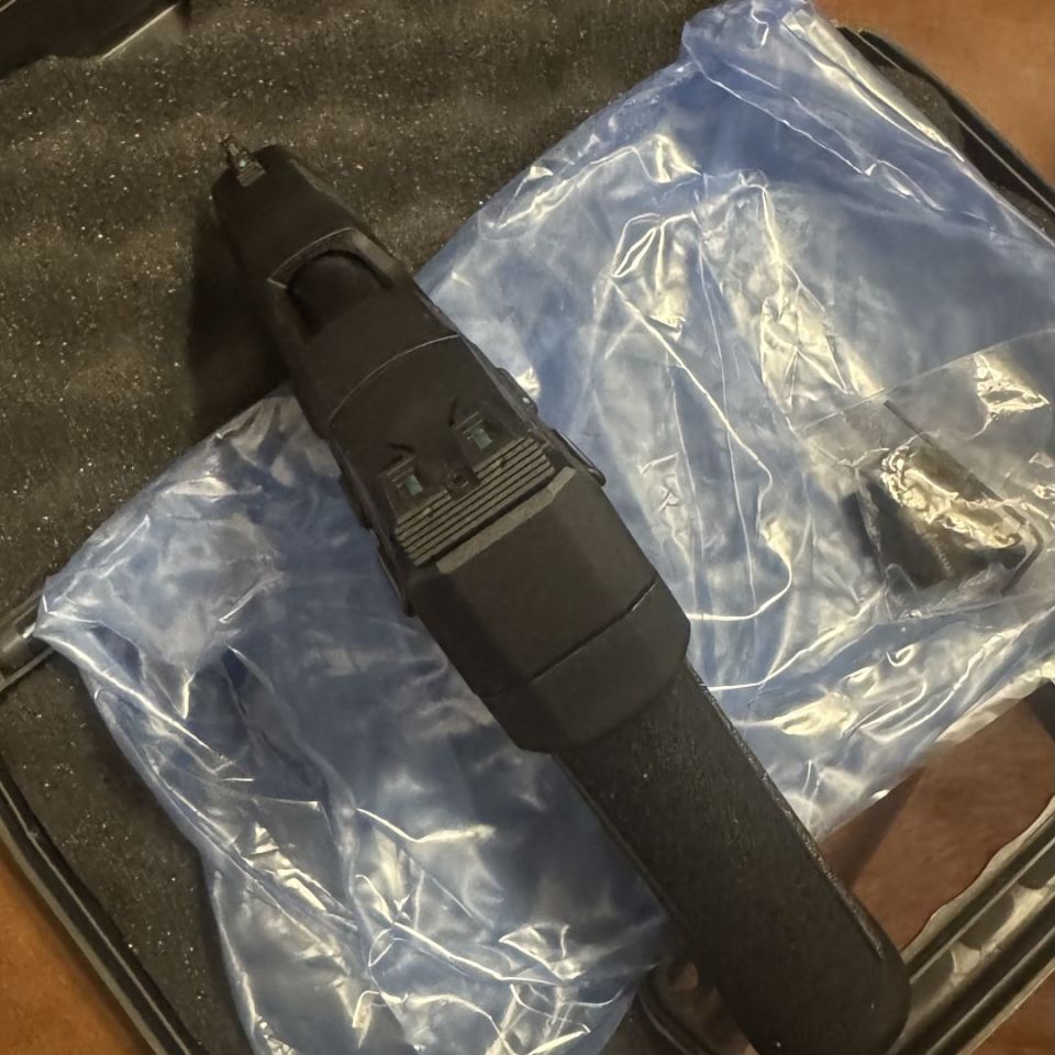 Image 3 - New Sig P322