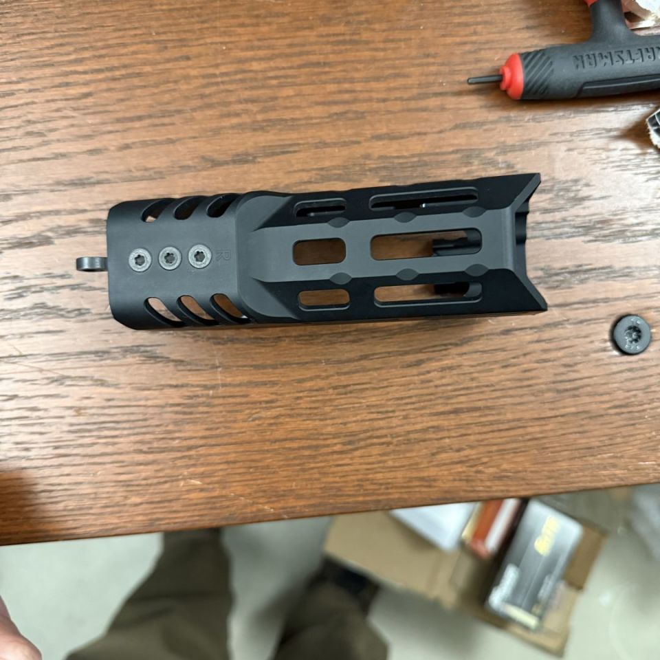Image 5 - Midwest MCX 5.25 Handguard