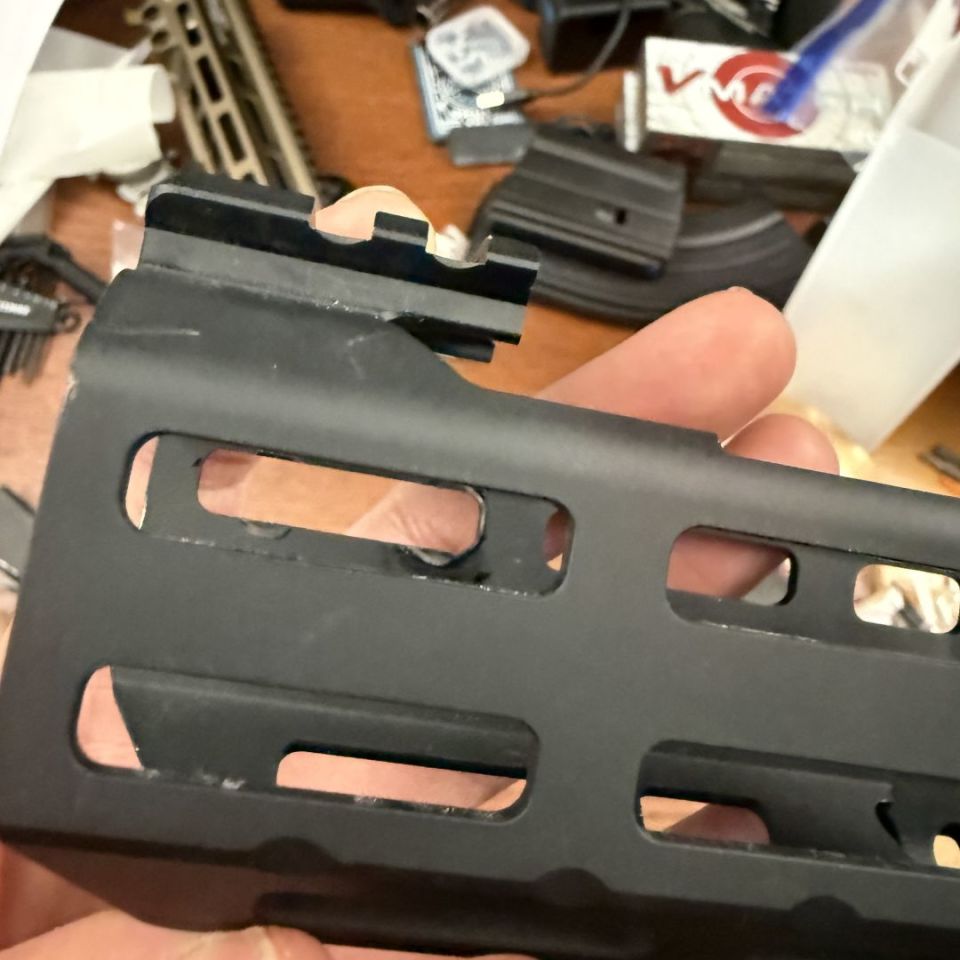 Image 4 - Midwest MCX 5.25 Handguard