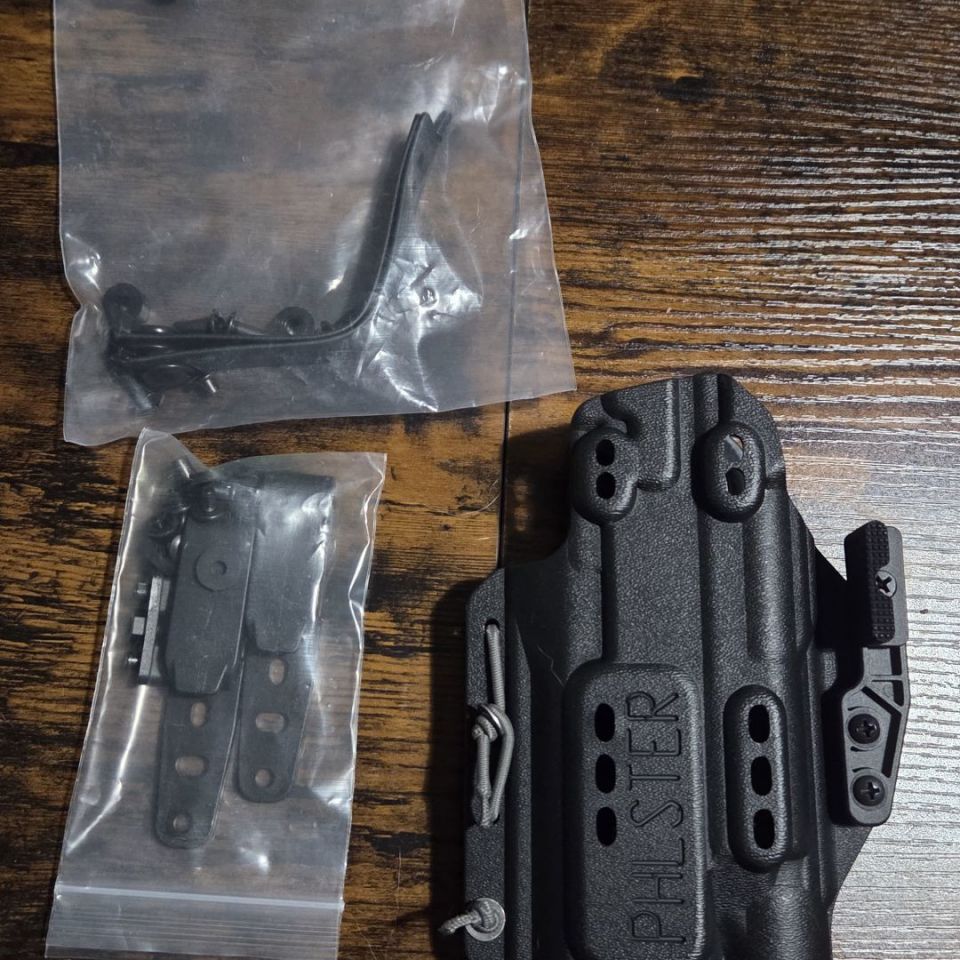 Image 2 - Phlster floodlight x300