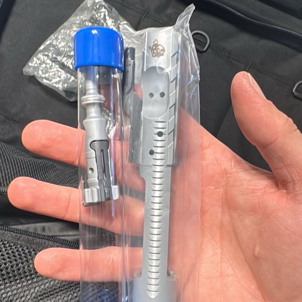 Image 2 - KAC 3.2 Bolt & Sandcutter